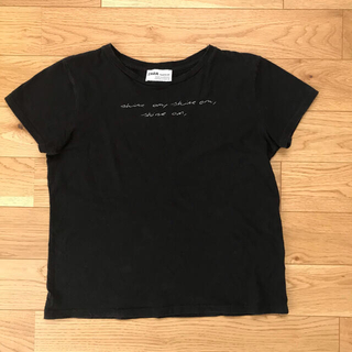 ザラ(ZARA)のZARA トップス　Tシャツ　ブラック　半袖(Tシャツ(半袖/袖なし))