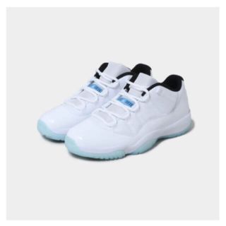 Air jordan11 Retro Low レジェンドブルー(スニーカー)