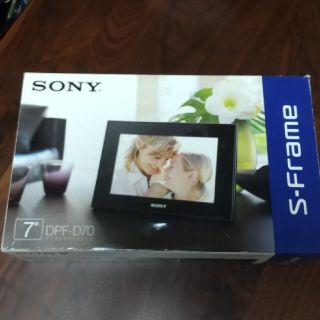 ソニー(SONY)の【最終処分価格】デジタルフォトフレーム　SONY　７インチ(フォトフレーム)