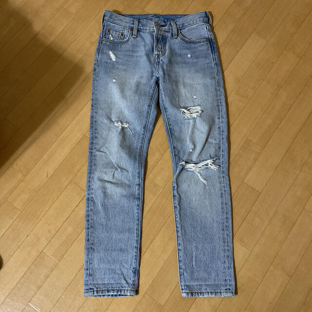 Levi's(リーバイス)のリーバイス♡ダメージデニム レディースのパンツ(デニム/ジーンズ)の商品写真