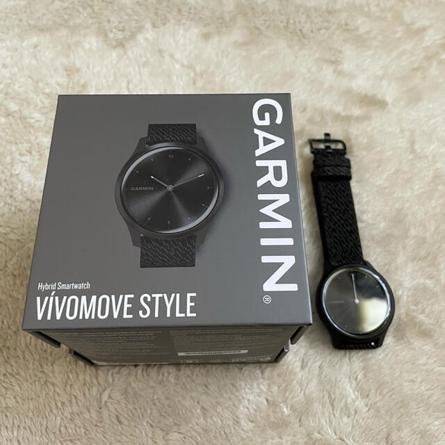 【ほぼ新品】Garmin Vivomove Style ブラック