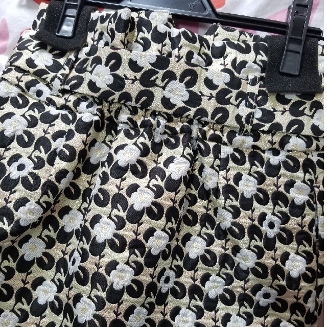 Lily Brown(リリーブラウン)のLily Brown / リリーブラウン 花柄 ミニスカート レディースのスカート(ミニスカート)の商品写真