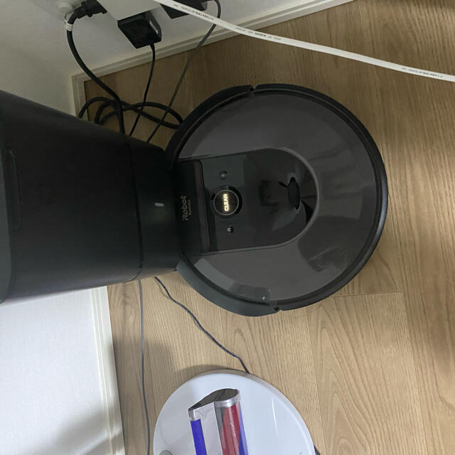 ルンバ　i7+ 掃除機　irobot