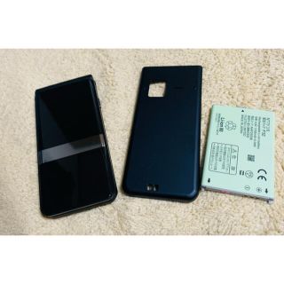 フジツウ(富士通)のF-05G(Black)docomo FOMA ガラケー(携帯電話本体)