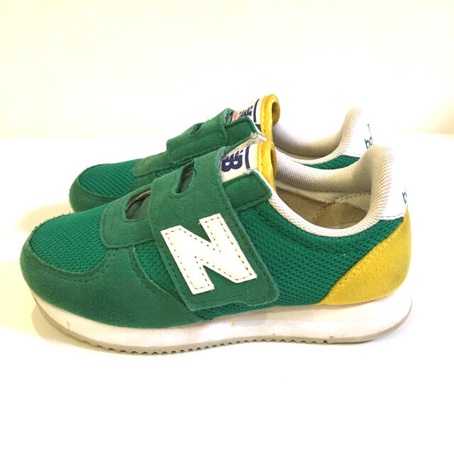 New Balance(ニューバランス)のNew Balance  キッズ　KV220BDP  GR/YE 17.5cm  キッズ/ベビー/マタニティのキッズ靴/シューズ(15cm~)(スニーカー)の商品写真