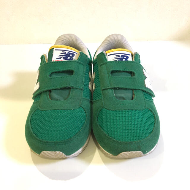 New Balance(ニューバランス)のNew Balance  キッズ　KV220BDP  GR/YE 17.5cm  キッズ/ベビー/マタニティのキッズ靴/シューズ(15cm~)(スニーカー)の商品写真