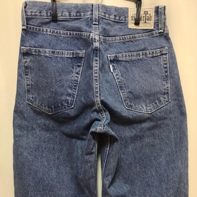 Levi's(リーバイス)のリーバイス SILVER TAB バギーパンツ インディゴブルー メンズのパンツ(デニム/ジーンズ)の商品写真