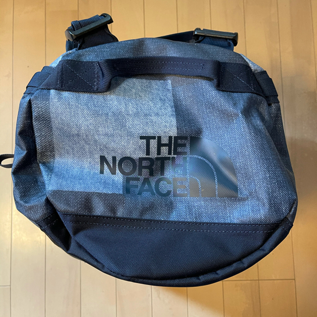 THE NORTH FACE(ザノースフェイス)のノースフェイス　BCダッフル　XS   デニム柄 メンズのバッグ(バッグパック/リュック)の商品写真