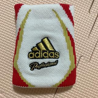 アディダス(adidas)のadidasリストバンドまろんさん専用(バングル/リストバンド)