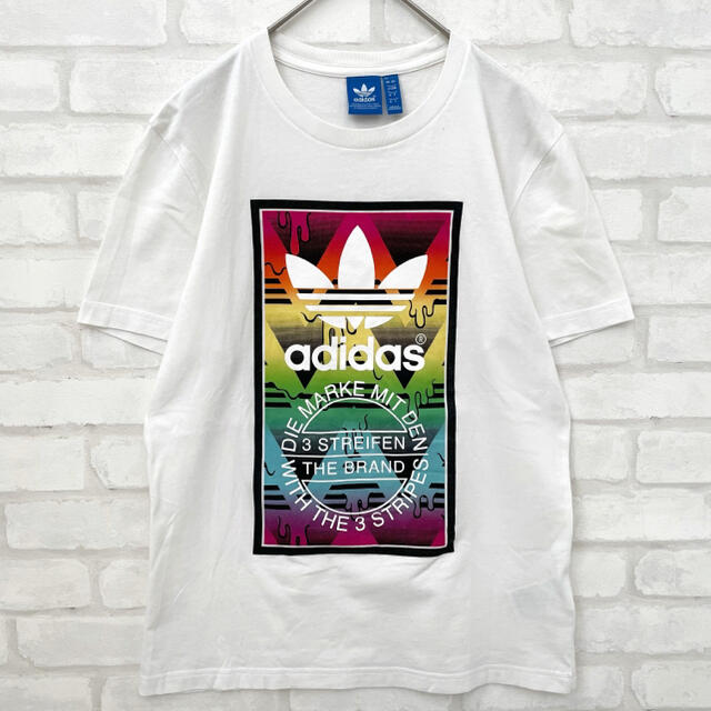 adidas(アディダス)の【匿名配送】adidas アディダス Tシャツ ビックロゴ トレフォイル 白 レディースのトップス(Tシャツ(半袖/袖なし))の商品写真