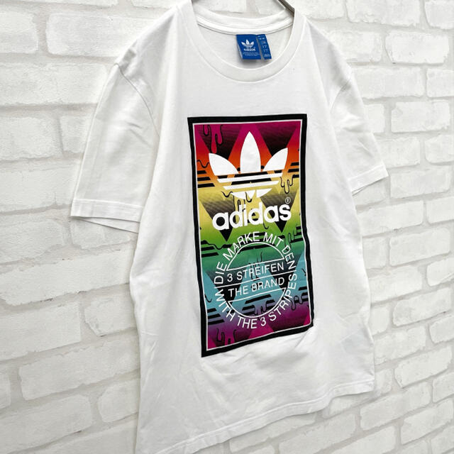 adidas(アディダス)の【匿名配送】adidas アディダス Tシャツ ビックロゴ トレフォイル 白 レディースのトップス(Tシャツ(半袖/袖なし))の商品写真