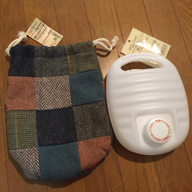 MUJI (無印良品)(ムジルシリョウヒン)の新品♡湯たんぽ&カバーセット インテリア/住まい/日用品のインテリア/住まい/日用品 その他(その他)の商品写真