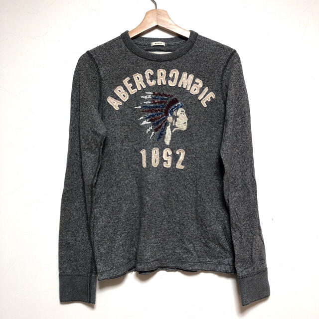 Abercrombie&Fitch(アバクロンビーアンドフィッチ)のアバクロンビー＆フィッチ　長袖Tシャツ　レディース　XL レディースのトップス(Tシャツ(長袖/七分))の商品写真