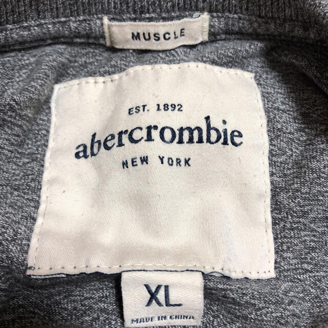 Abercrombie&Fitch(アバクロンビーアンドフィッチ)のアバクロンビー＆フィッチ　長袖Tシャツ　レディース　XL レディースのトップス(Tシャツ(長袖/七分))の商品写真