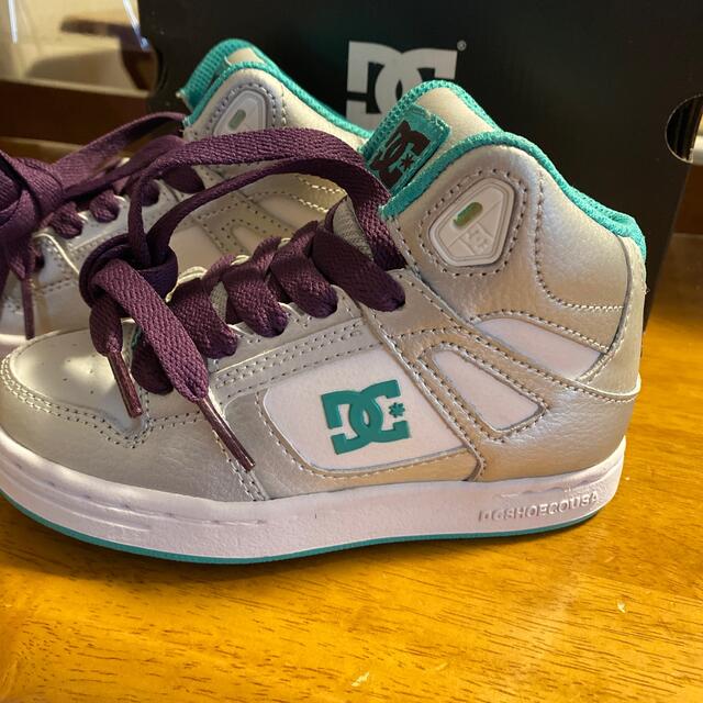 DC SHOE(ディーシーシュー)のDCスニーカー  KIDS キッズ/ベビー/マタニティのキッズ靴/シューズ(15cm~)(スニーカー)の商品写真