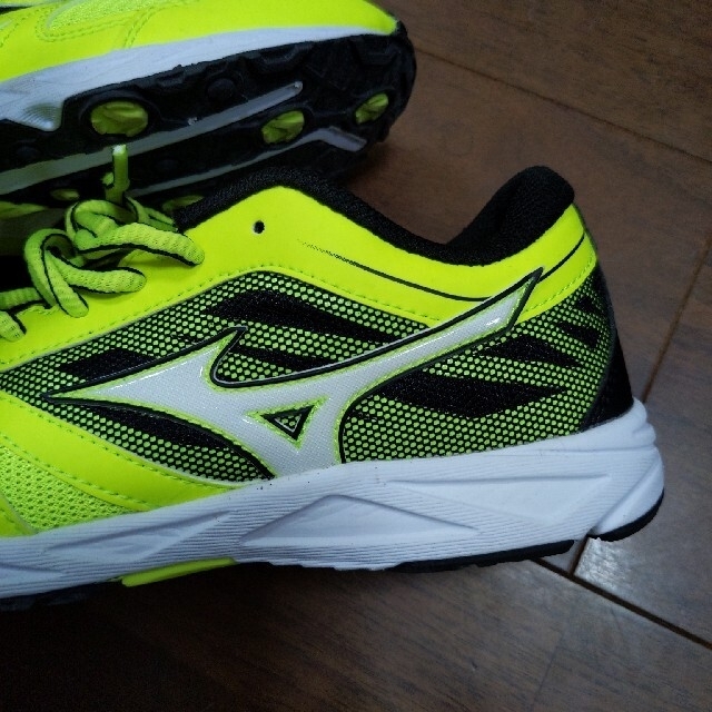 MIZUNO(ミズノ)のミズノ　24,5ｃｍ キッズ/ベビー/マタニティのキッズ靴/シューズ(15cm~)(スニーカー)の商品写真