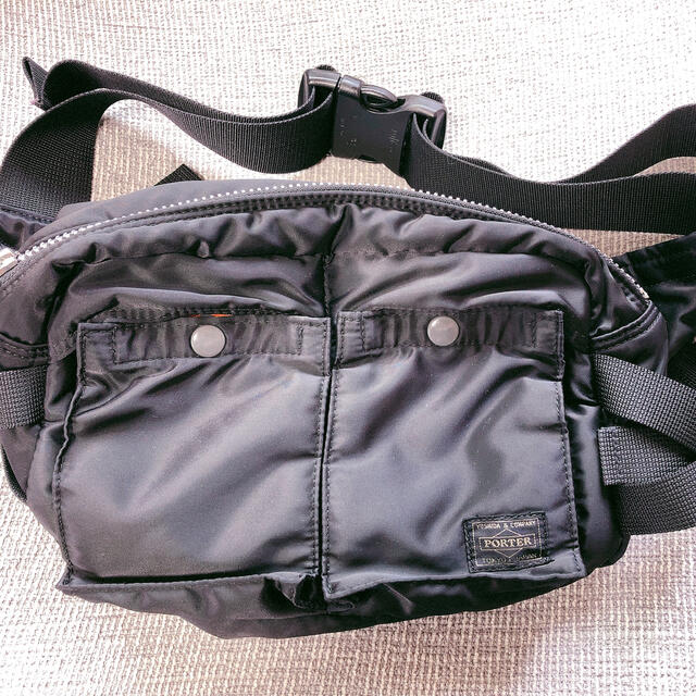吉田カバン(ヨシダカバン)の吉田カバン ウエストバック（ブラック） メンズのバッグ(ウエストポーチ)の商品写真