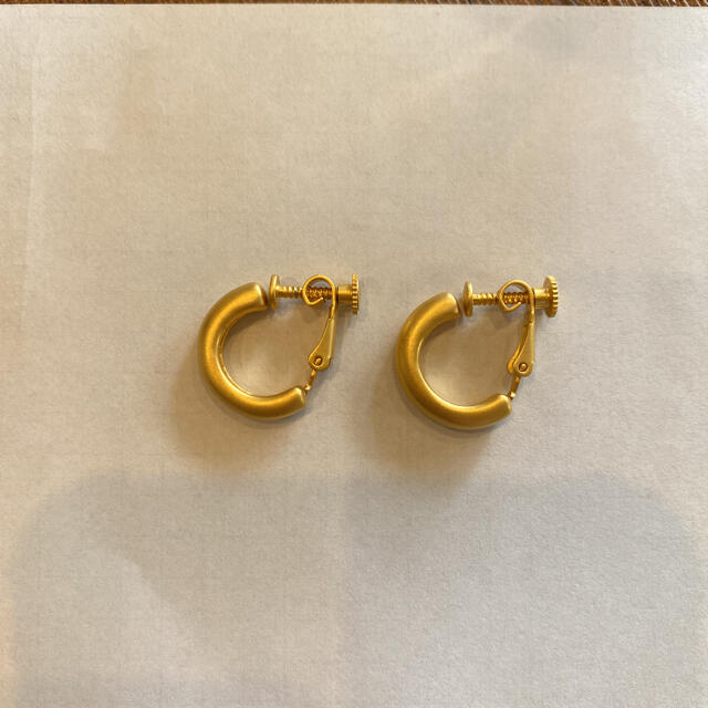 Gray(グライ)の【なつみ様専用】gray CLARA MATT GOLD (EARRING) レディースのアクセサリー(イヤリング)の商品写真