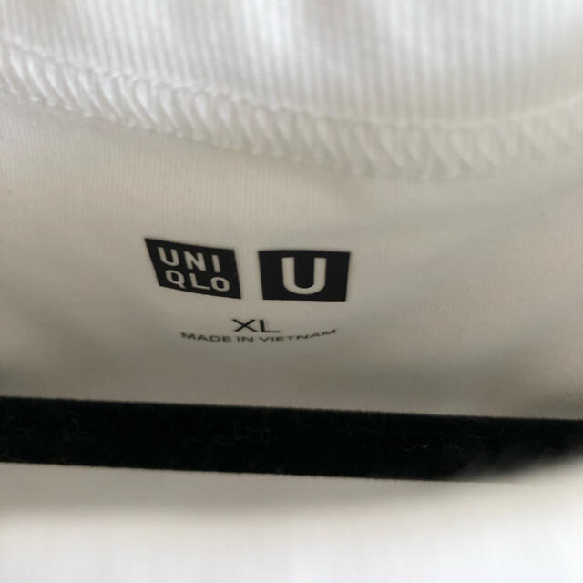 UNIQLO(ユニクロ)のユニクロ　白　Tシャツ レディースのトップス(Tシャツ(半袖/袖なし))の商品写真