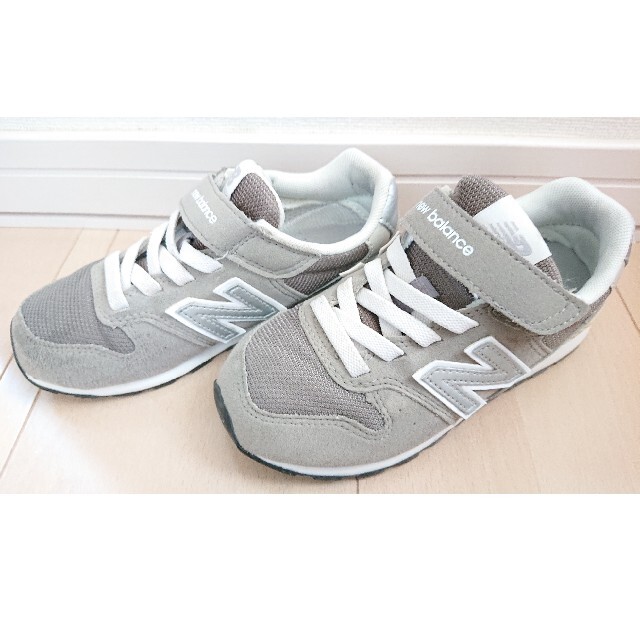 New Balance(ニューバランス)のNew Balance 996★18.5cm★キッズスニーカー キッズ/ベビー/マタニティのキッズ靴/シューズ(15cm~)(スニーカー)の商品写真