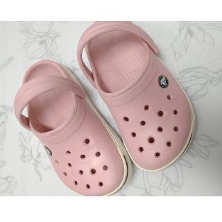 クロックス(crocs)のクロックス　ピンク　J1　１９センチ　crocs　女の子　サンダル(サンダル)