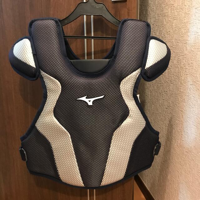 MIZUNO(ミズノ)のミズノプロ　軟式キャッチャープロテクター スポーツ/アウトドアの野球(防具)の商品写真