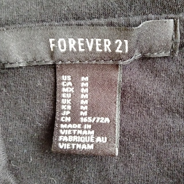 FOREVER 21(フォーエバートゥエンティーワン)のForever21　スリムフィットミニスカート　黒 レディースのスカート(ミニスカート)の商品写真