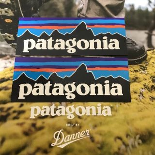 パタゴニア(patagonia)の(縦4cm横10.1cm) patagonia 公式ステッカー(その他)