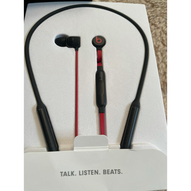 Beats by Dr Dre(ビーツバイドクタードレ)の BeatsX ワイヤレスイヤホン -Apple W1ヘッドフォンチップ スマホ/家電/カメラのオーディオ機器(ヘッドフォン/イヤフォン)の商品写真