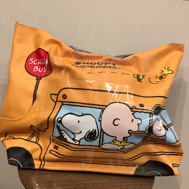 SNOOPY(スヌーピー)のスヌーピー　新品　バニティポーチ　バッグ　タグ付き　非売品　ラウンドワン エンタメ/ホビーのおもちゃ/ぬいぐるみ(キャラクターグッズ)の商品写真