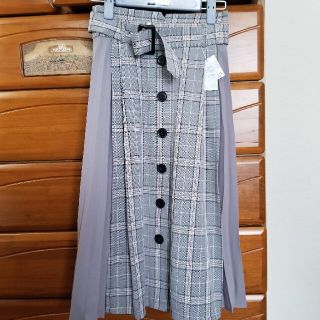 イング(INGNI)のINGNI・新品・グレーチェックスカート・M(ひざ丈スカート)