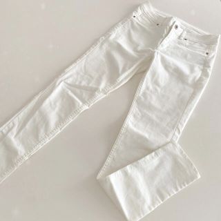 エイチアンドエム(H&M)のH&M　エイチアンドエム　♡　新品　レディース　ストレッチ　パンツ　白　ホワイト(デニム/ジーンズ)