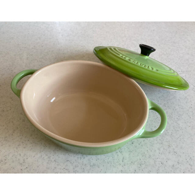 LE CREUSET(ルクルーゼ)のル・クルーゼ　ミニオーバルココット インテリア/住まい/日用品のキッチン/食器(食器)の商品写真