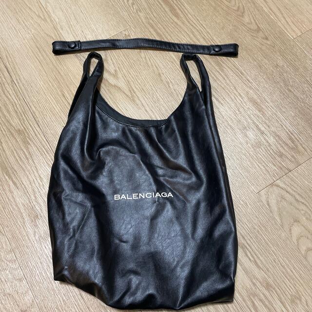 BALENCIAGA BAG(バレンシアガバッグ)のバレンシアガ　バック レディースのバッグ(ショルダーバッグ)の商品写真