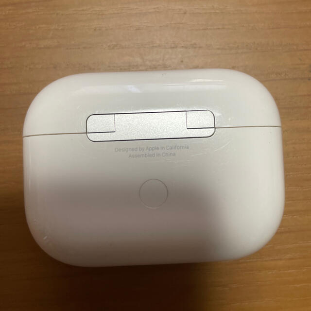 Apple正規品AirPods Pro 充電ケース 左耳のみ Apple正規品AirPods Pro 充電ケース 左耳のみ