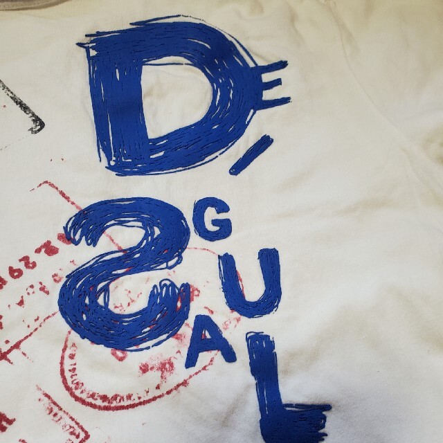 DESIGUAL(デシグアル)のDESIGUAL Tシャツ サイズM メンズのトップス(Tシャツ/カットソー(半袖/袖なし))の商品写真