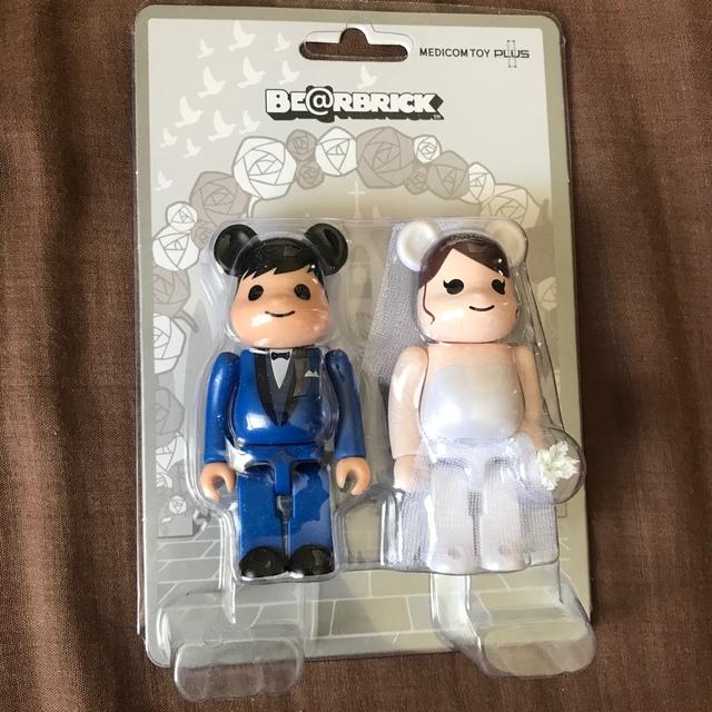 【新品】BE@RBRICK グリーティング結婚4 PLUS 100%