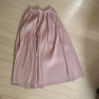 ジーユー(GU)のガウチョパンツ　ジーユー　GU フレアパンツ　ピンク　スカート　ワイドパンツ(カジュアルパンツ)