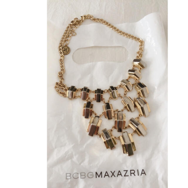 BCBGMAXAZRIA(ビーシービージーマックスアズリア)のBCBGMAXAZRIAのネックレス レディースのアクセサリー(ネックレス)の商品写真