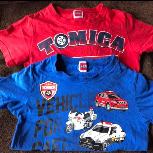トミカ　Tシャツ　２枚セット キッズ/ベビー/マタニティのキッズ服男の子用(90cm~)(Tシャツ/カットソー)の商品写真