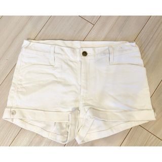 ベンデイビス(BEN DAVIS)の【美品】ショートパンツ　白　デニム　ベンデイビス(ショートパンツ)