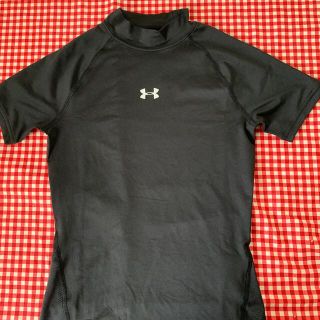 アンダーアーマー(UNDER ARMOUR)のインナー　160㌢(Tシャツ/カットソー)