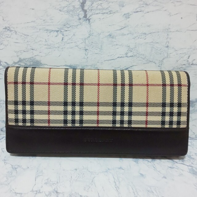 BURBERRY(バーバリー)の【美品】BURBERRY バーバリー 二つ折り長財布 ノバチェック 縦チェック レディースのファッション小物(財布)の商品写真