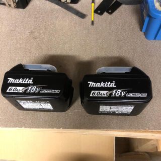 マキタ(Makita)のマキタ バッテリー　18v6.0ah 2個(その他)