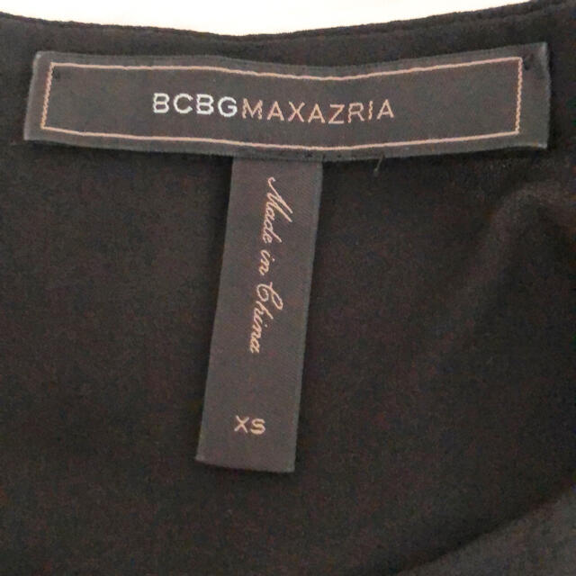 BCBGMAXAZRIA(ビーシービージーマックスアズリア)のBCBGMAXAZRIAのデザインTOPS✨ レディースのトップス(カットソー(半袖/袖なし))の商品写真