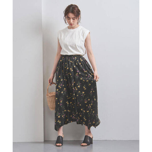 新品♡ SACRA（サクラ）フラワープリントスカート♡ ロングスカート