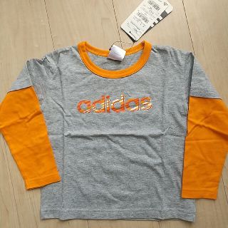 アディダス(adidas)の新品 タグつき アディダス 長袖 Tシャツ 100(Tシャツ/カットソー)