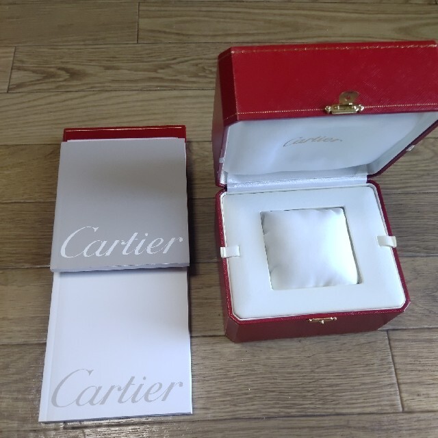 Cartier(カルティエ)のカルティエ　サントス100 空箱 メンズの時計(腕時計(アナログ))の商品写真