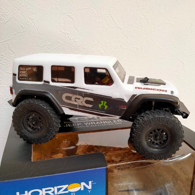 Axial scx24  ジープラングラーRTR 1/24ホワイト エンタメ/ホビーのおもちゃ/ぬいぐるみ(ホビーラジコン)の商品写真