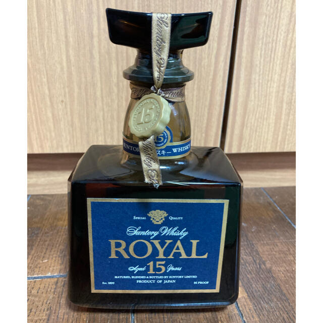 サントリー　ROYAL プレミアム15年ウィスキー 660ml 未開栓